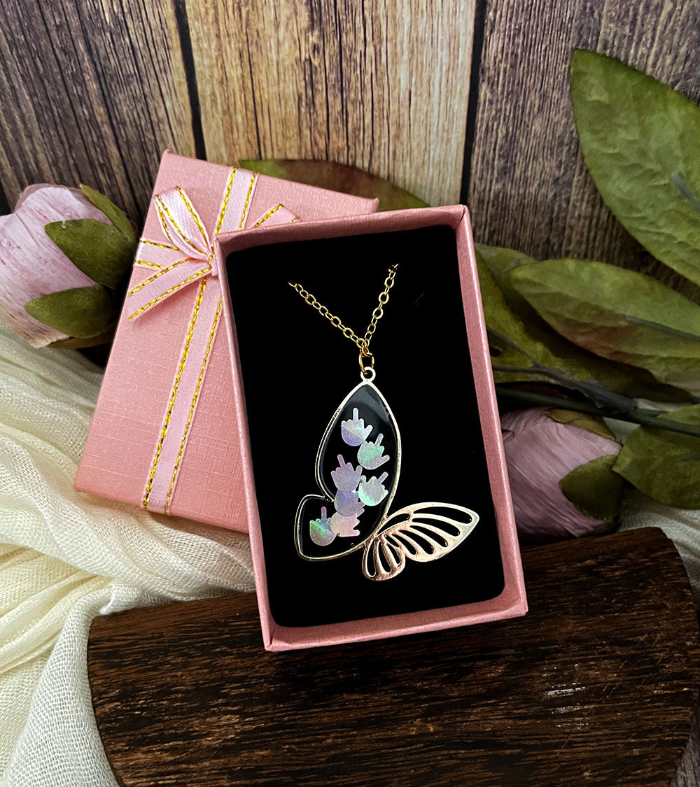 Flying ๐๐ปs ๐ฆ necklace